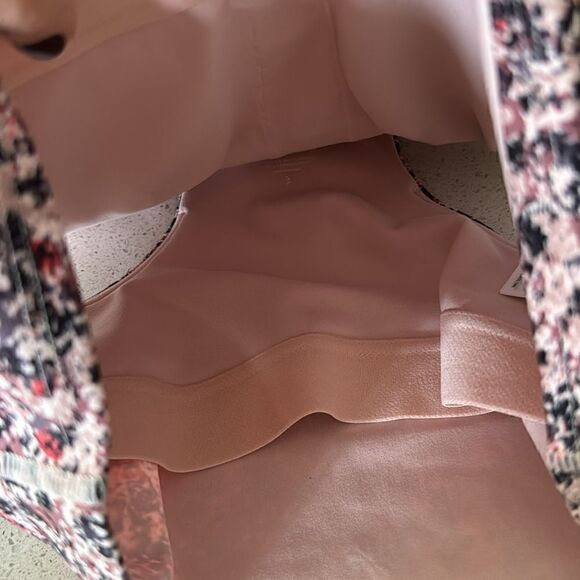 NWOT Athleta CONSCIOUS CROP BRA Floral Yoga Wicking High Coverage Cropped S Gym - Picture 15 of 15